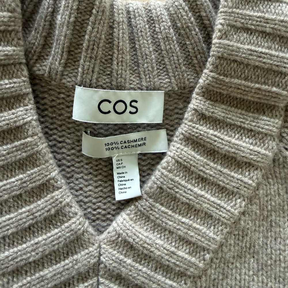 Cos Chunky Cashmere size small - Picture 2 of 2